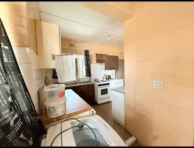 3 BEDROOM HOUSE FOR SALE IN VANDERBIJLPARK CW 5